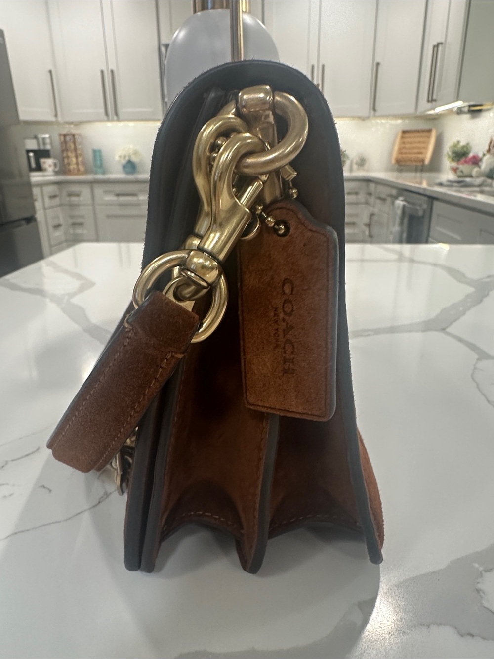 Coach Brown Suede Tabby Shoulder Bag in warm brown with Gold Hardware ๐๐๐ค - Picture 7 of 12